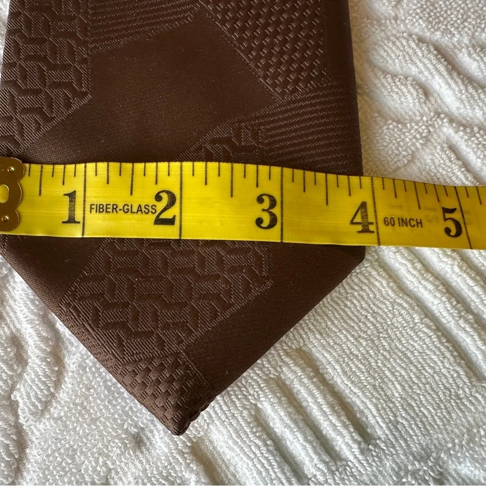 Elegant Brown Patterned Men's Tie‎